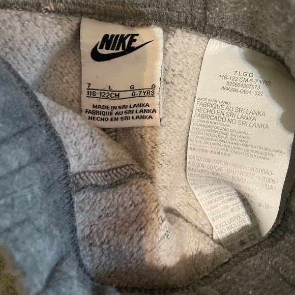 Nike Gray Kids Jogger Set - Picture 4 of 5